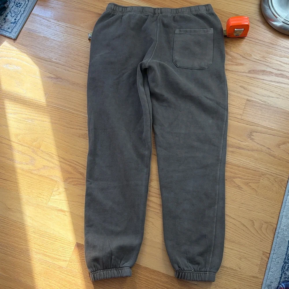 Taylor Swift Urban Outfitters Sweatpants size M brownish green - Picture 6 of 8